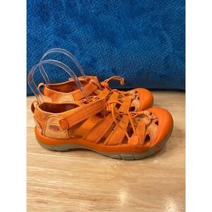 Keen Newport H2 orange sandals